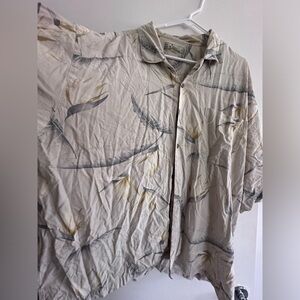 Tommy Bahama Aloha shirt. Size XXL